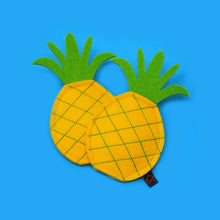 Load image into Gallery viewer, Kitty Pineapple Catnip Toy
