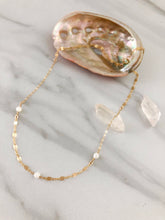 Load image into Gallery viewer, Perla Gold Choker Necklace
