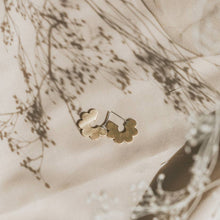 Load image into Gallery viewer, Daisy Hoop Earrings