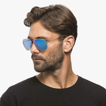 Load image into Gallery viewer, Cruz Unisex Aviator Sunglasses
